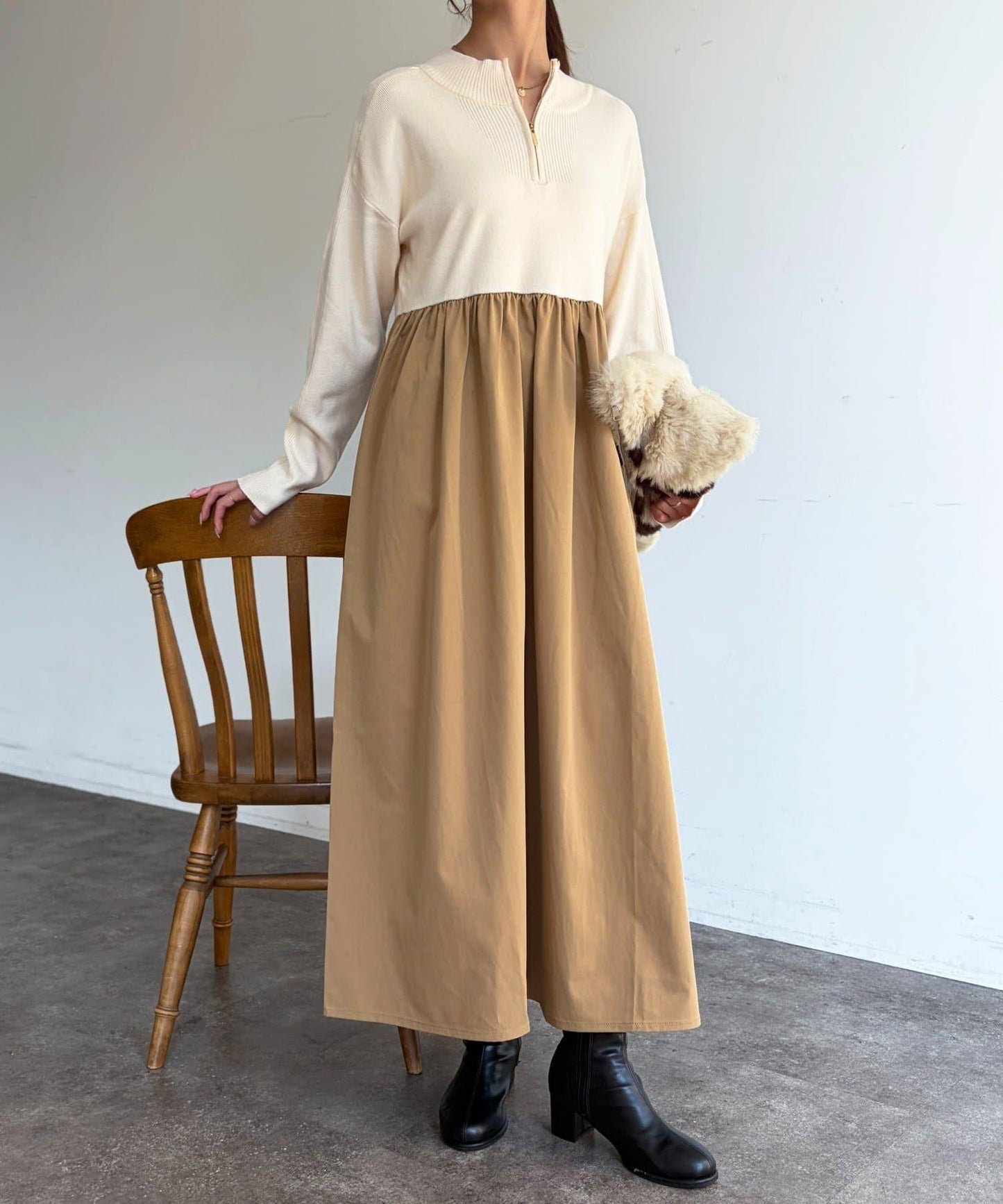 異材質拼接半拉鍊連衣裙