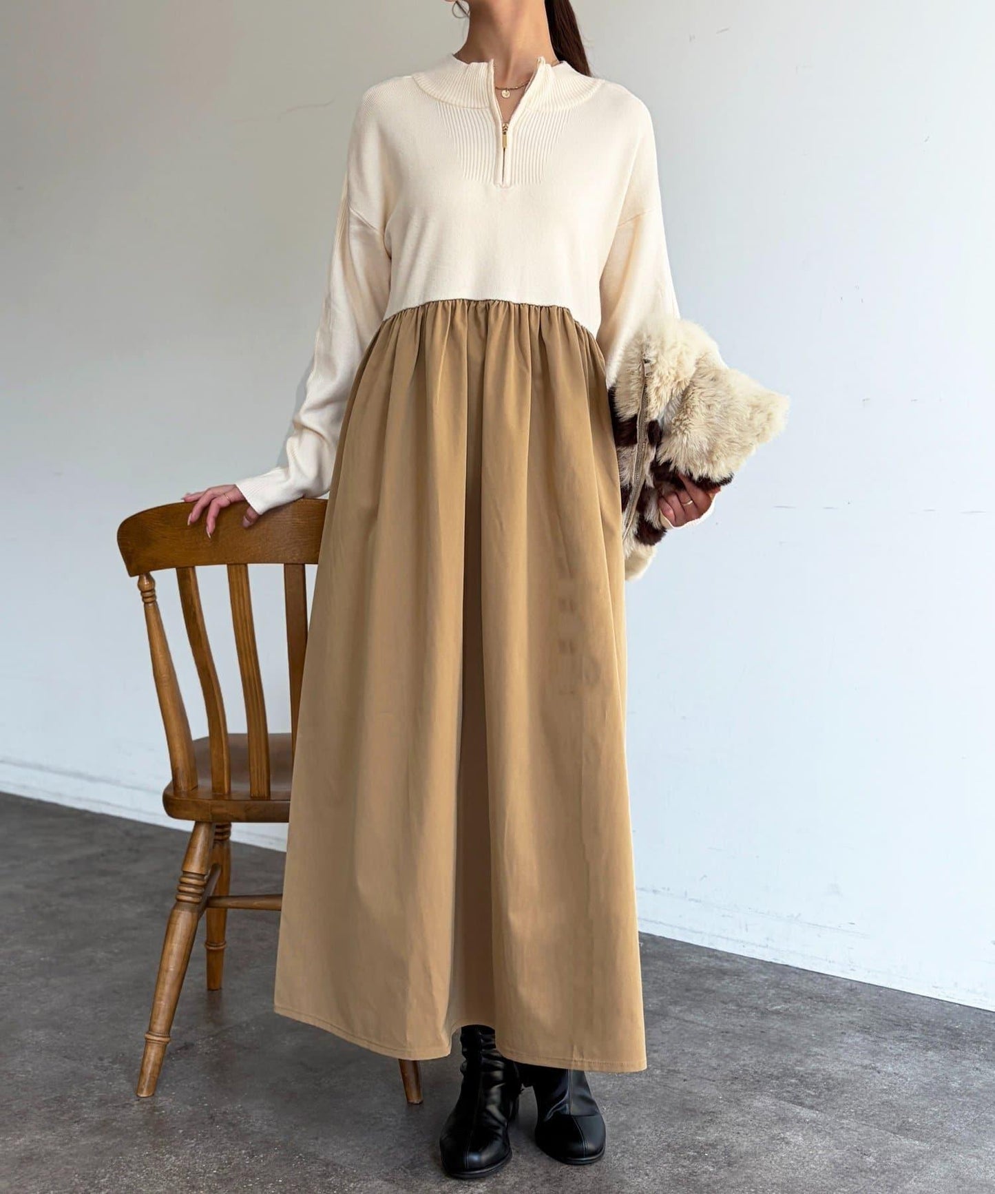 異材質拼接半拉鍊連衣裙