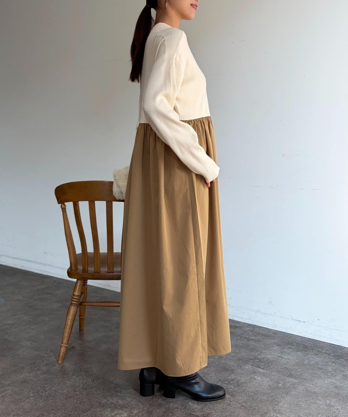 異材質拼接半拉鍊連衣裙