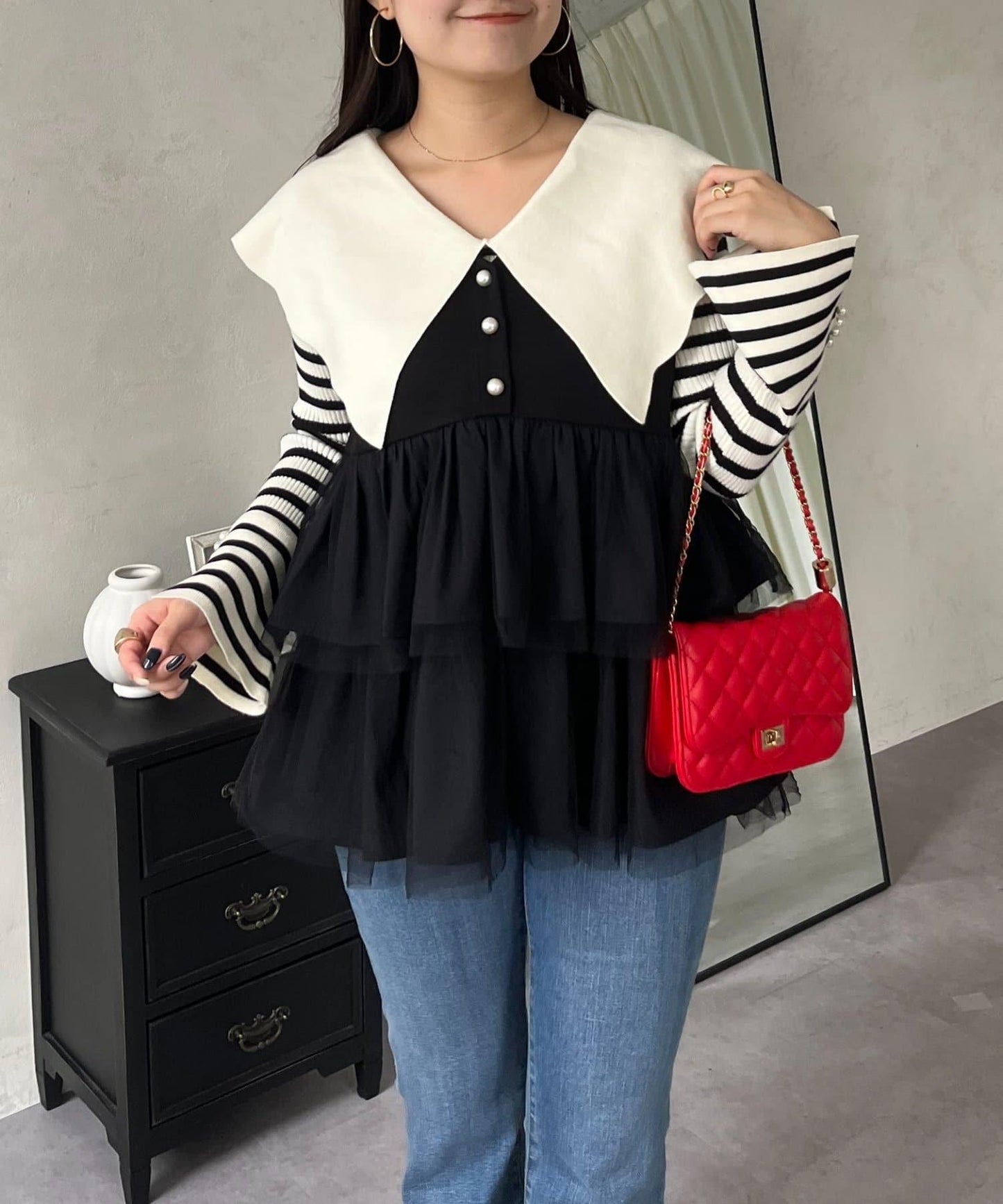 珍珠紐扣網紗荷葉邊V領背心