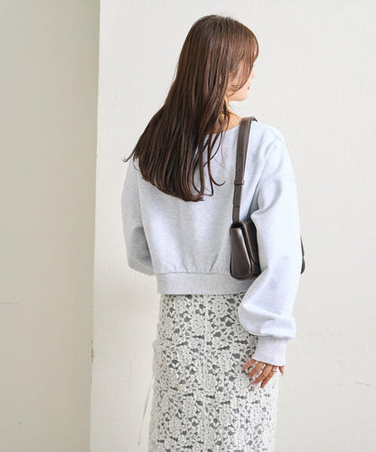 點綴刺繡短款衛衣