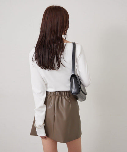 帶吊墜一字肩羅紋長袖T恤