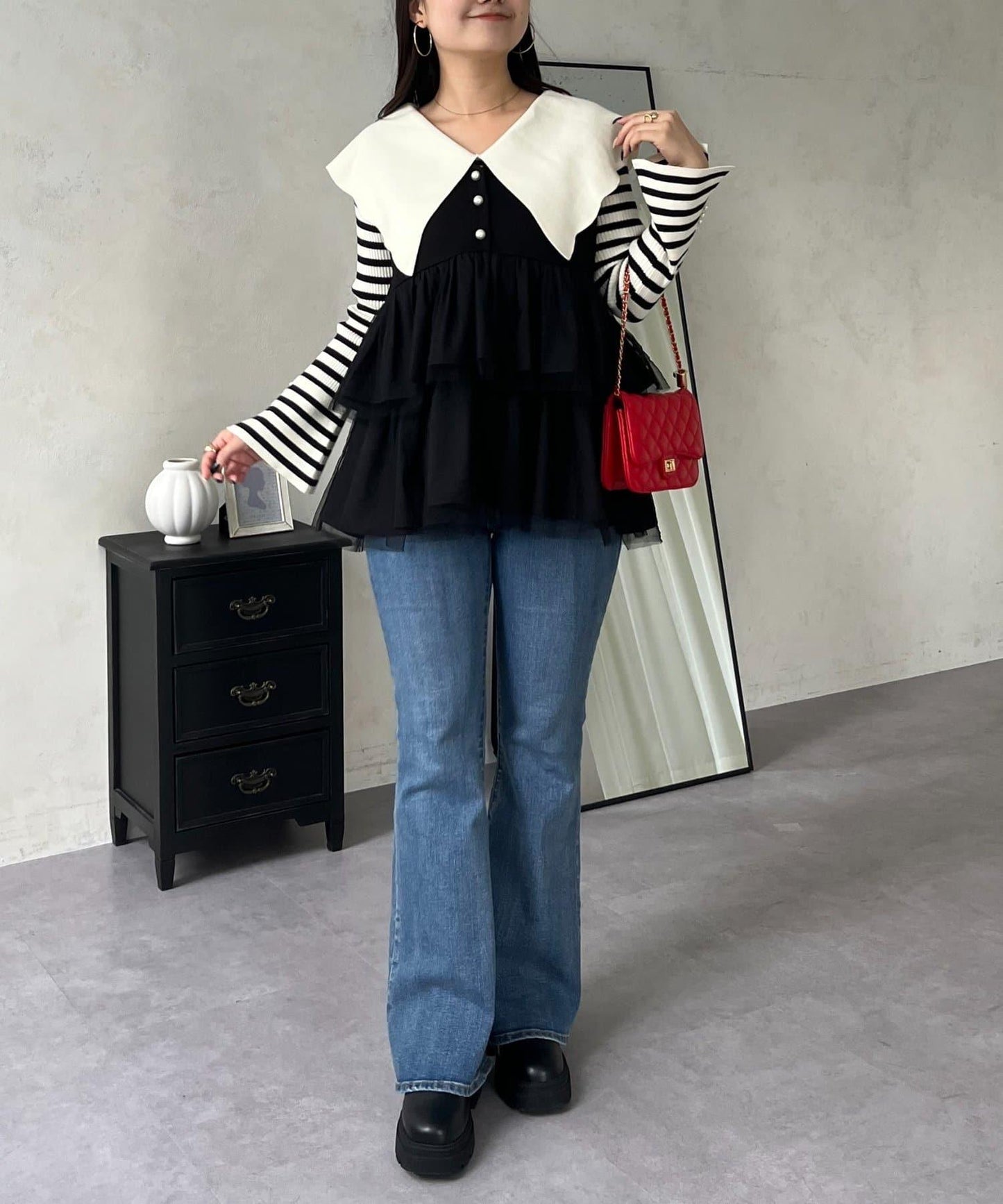 珍珠紐扣網紗荷葉邊V領背心