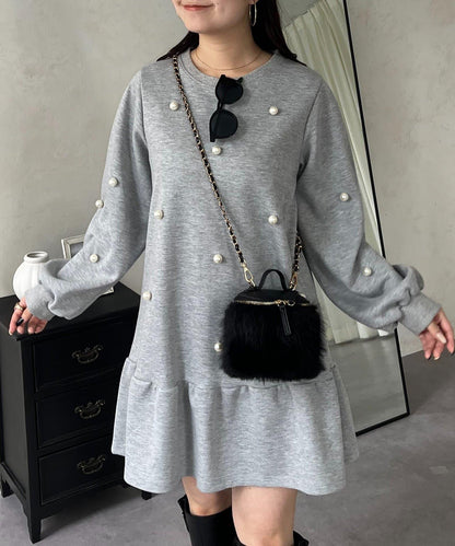 中長款下襬荷葉邊珍珠衛衣