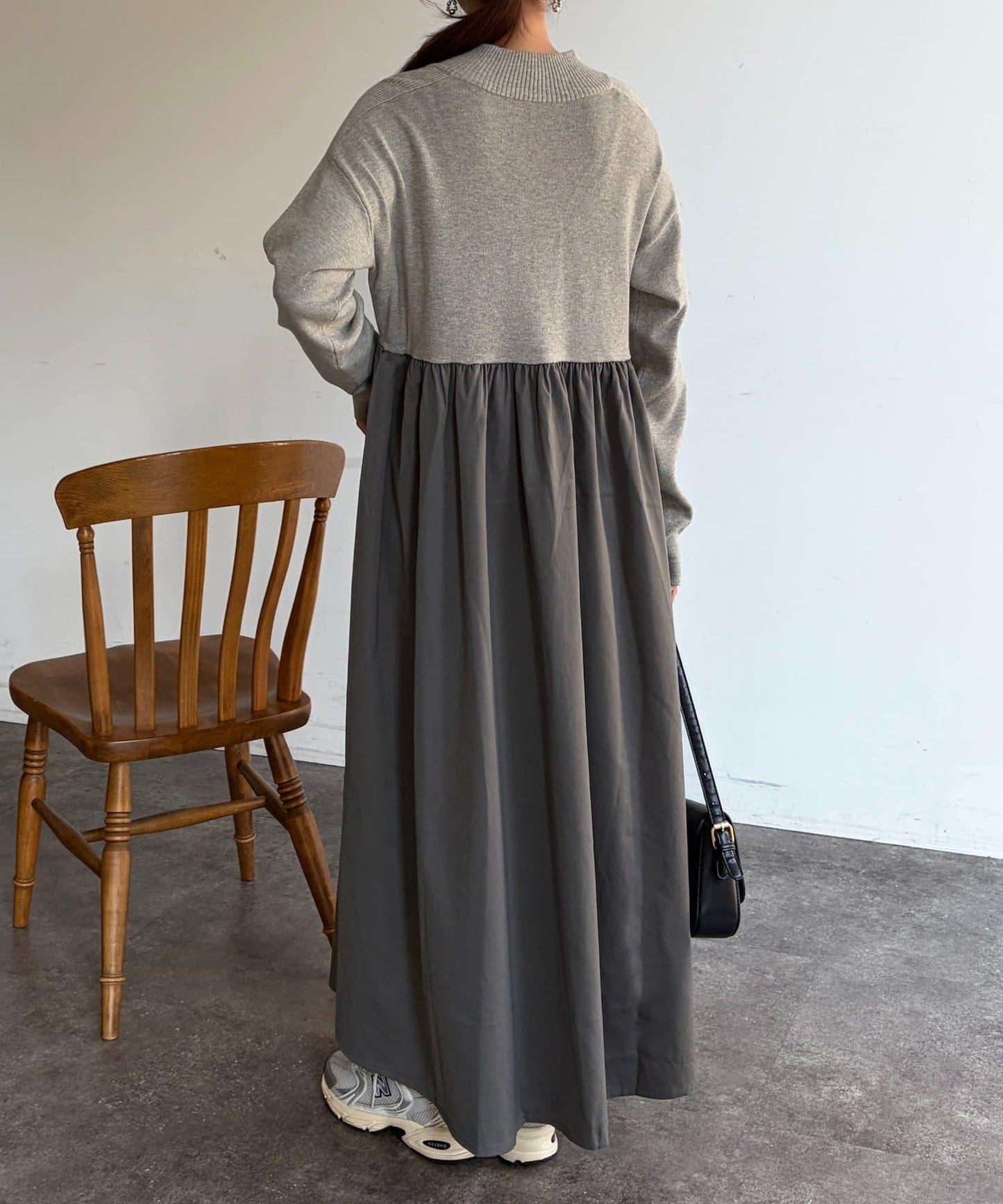 異材質拼接半拉鍊連衣裙