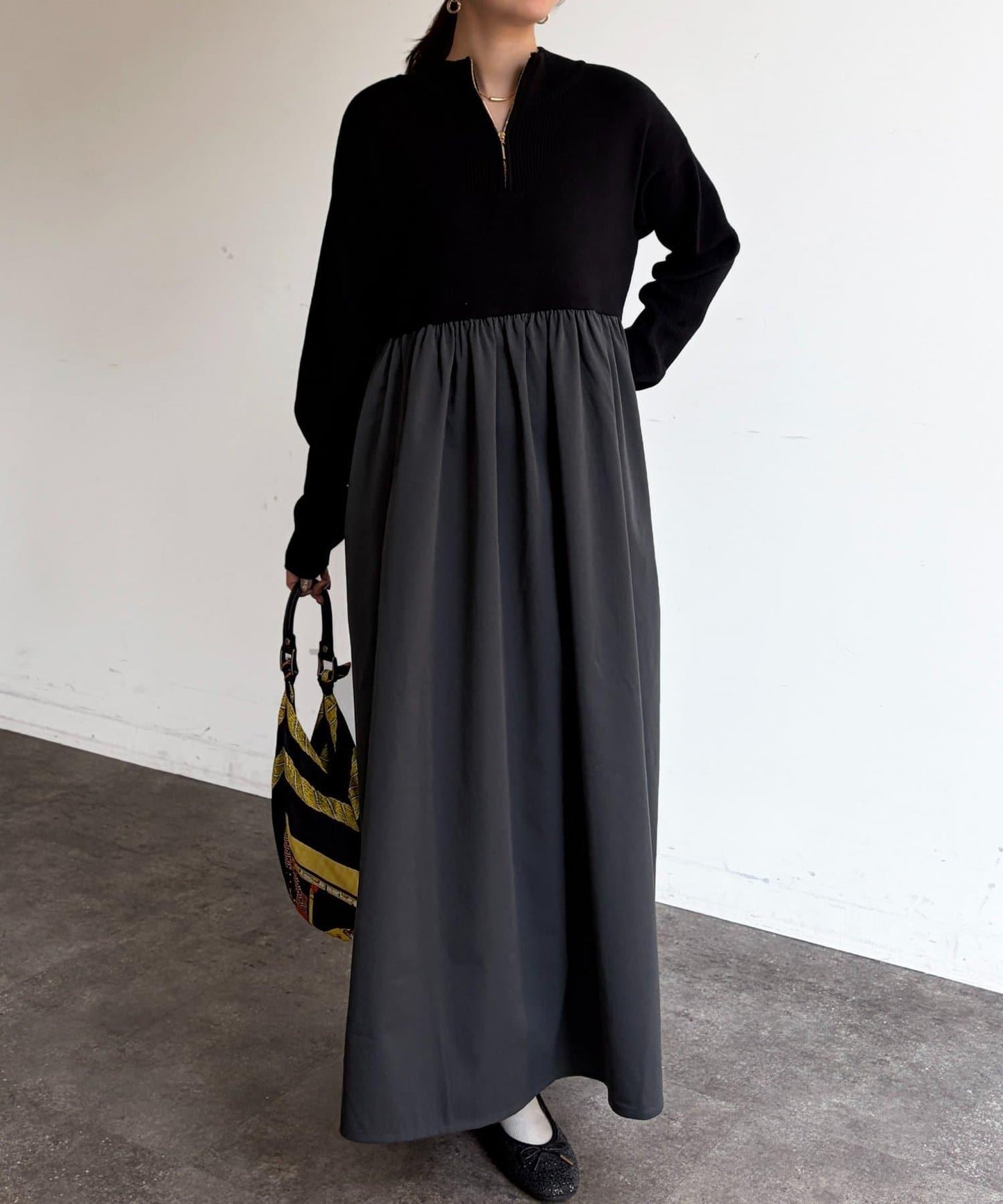 異材質拼接半拉鍊連衣裙