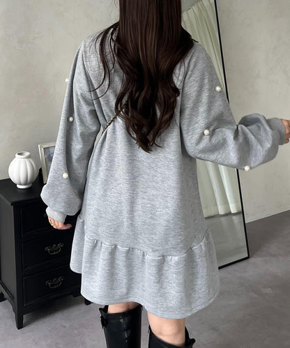 中長款下襬荷葉邊珍珠衛衣