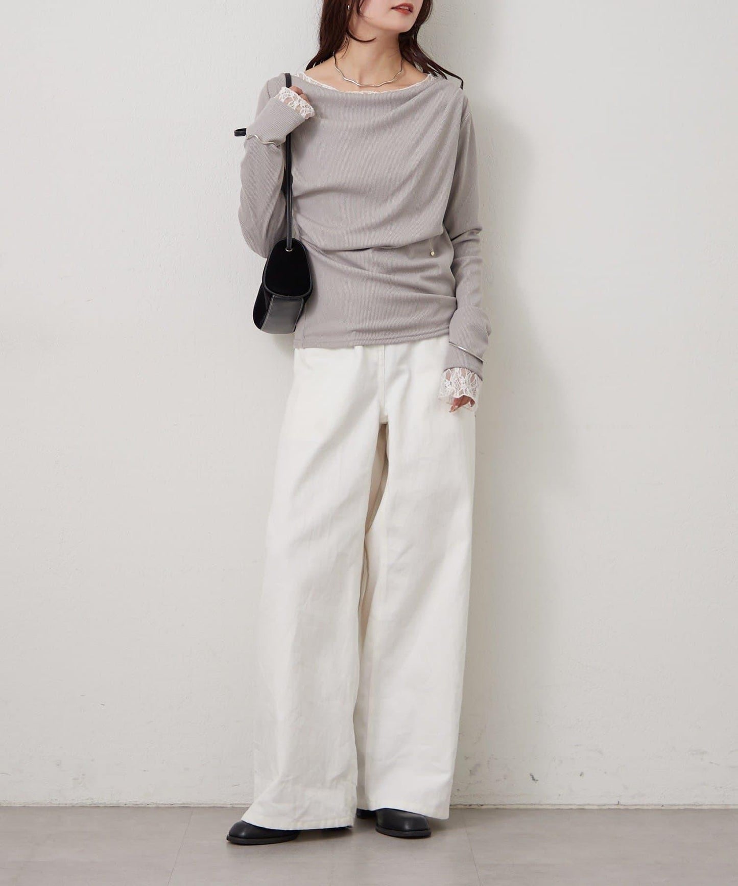 帶吊墜一字肩羅紋長袖T恤