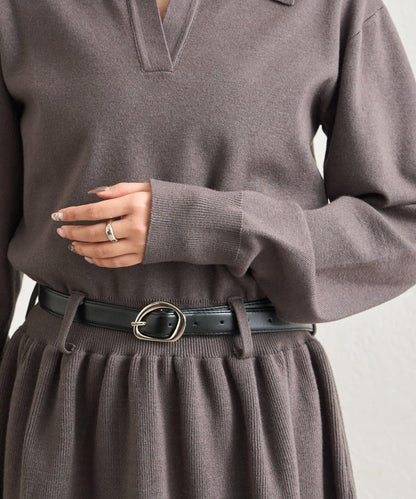 配腰帶針織翻領連衣裙