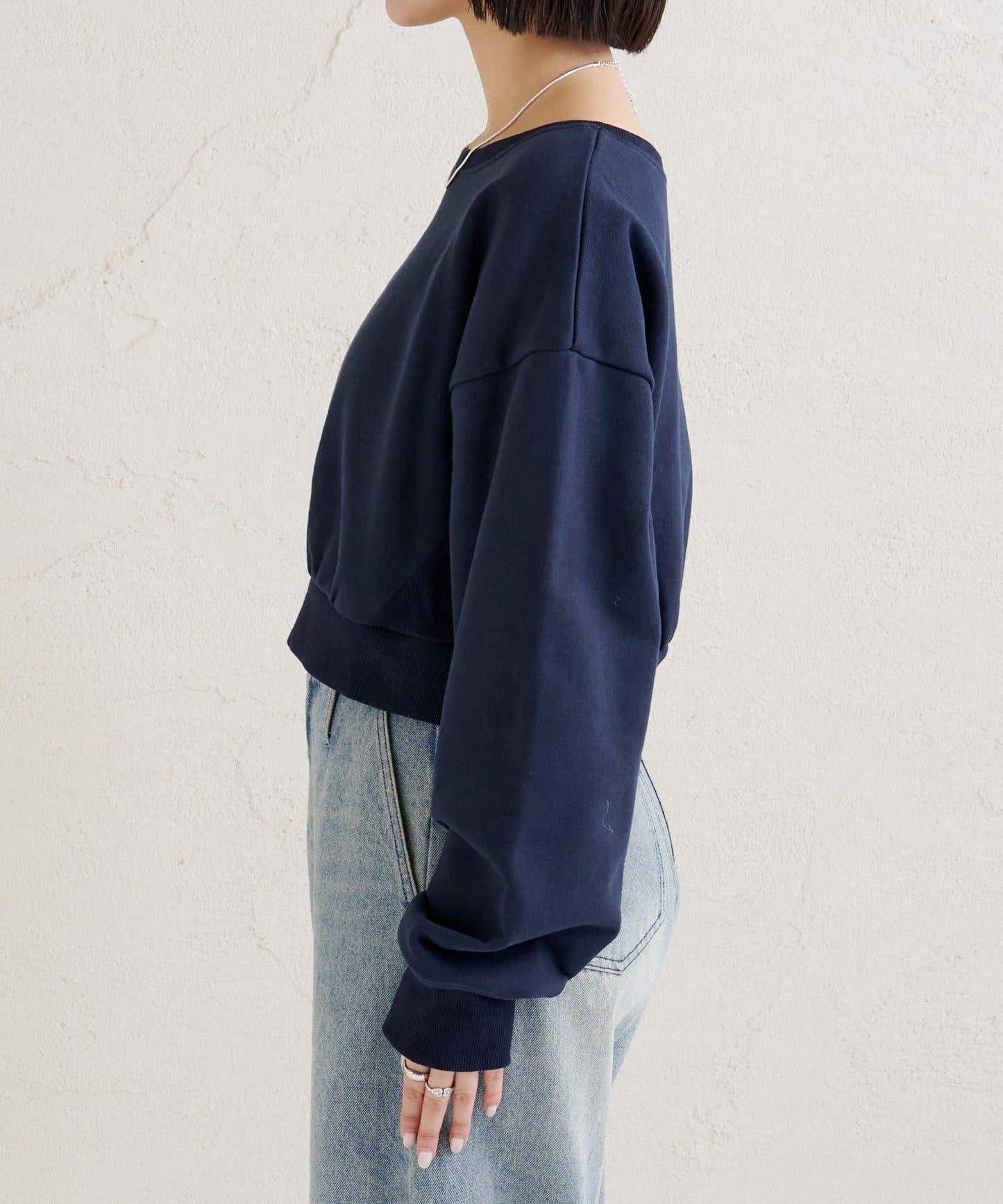 點綴刺繡短款衛衣