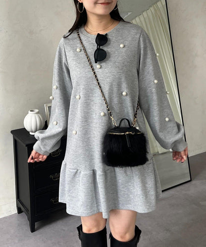 中長款下襬荷葉邊珍珠衛衣