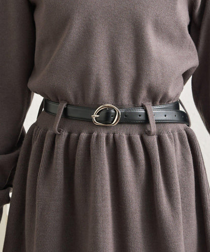 配腰帶針織翻領連衣裙