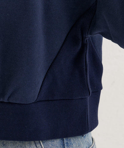 點綴刺繡短款衛衣