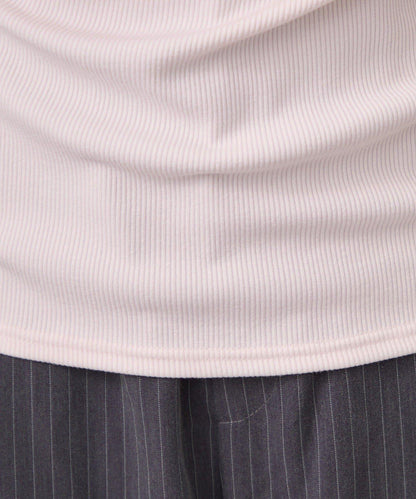 帶吊墜一字肩羅紋長袖T恤