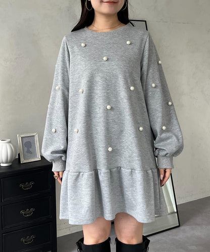 中長款下襬荷葉邊珍珠衛衣