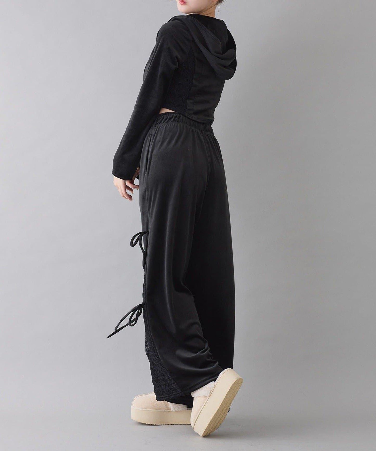 側邊蕾絲天鵝絨蝴蝶結長褲