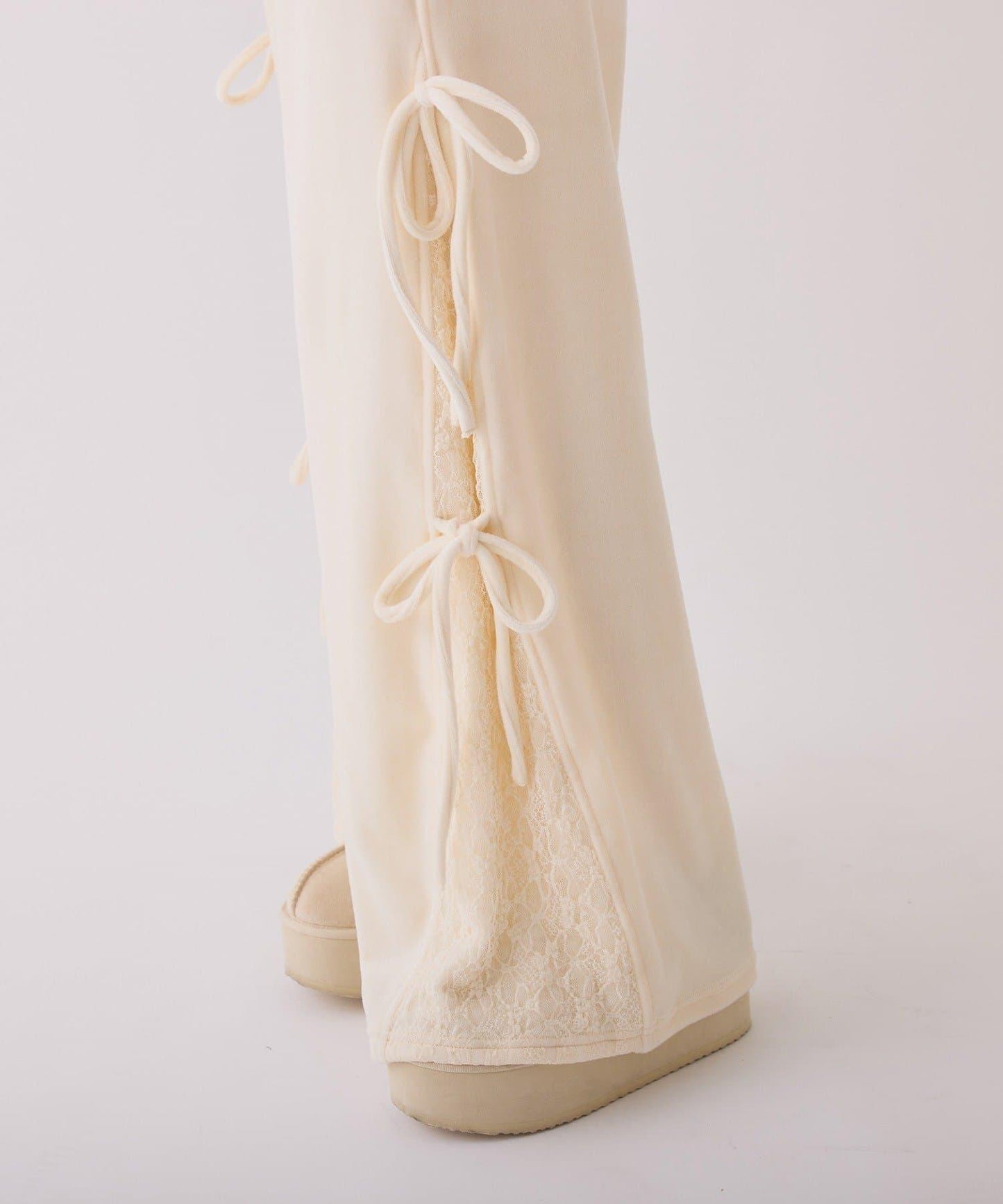 側邊蕾絲天鵝絨蝴蝶結長褲