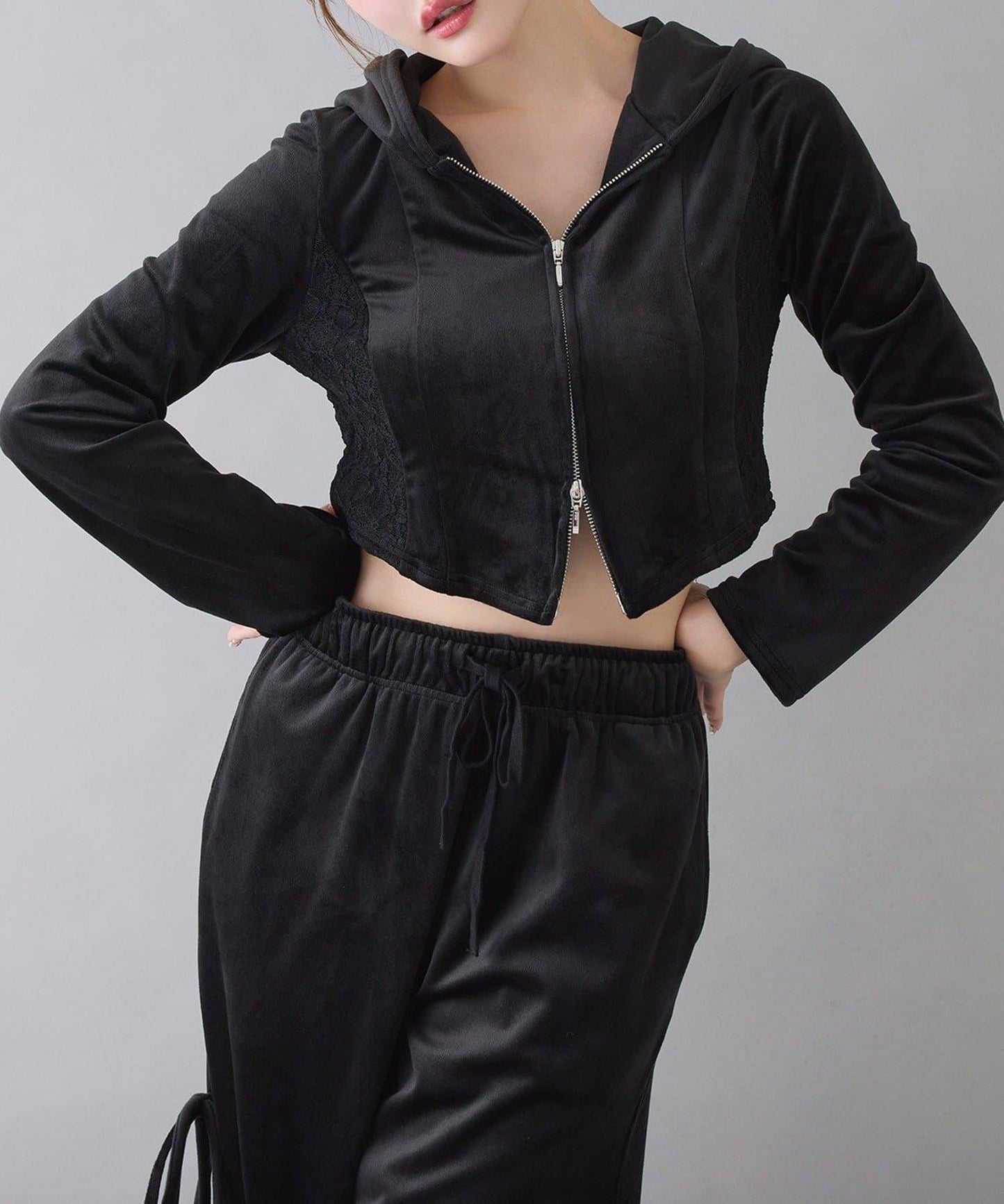 側邊蕾絲天鵝絨蝴蝶結長褲