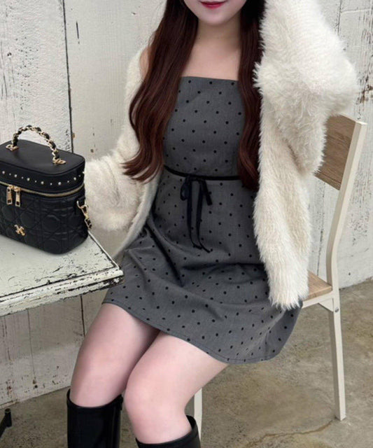 後背繫帶蕾絲吊帶連衣裙