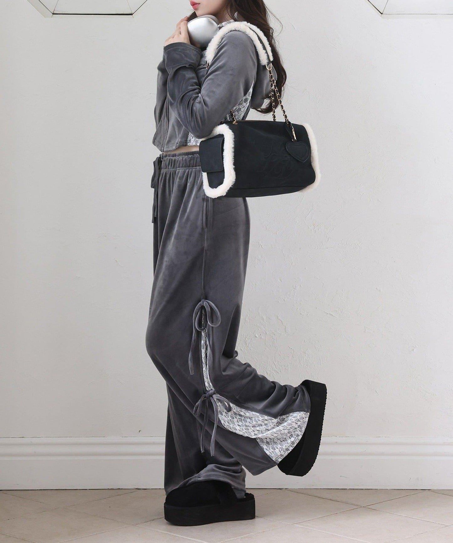 側邊蕾絲天鵝絨蝴蝶結長褲