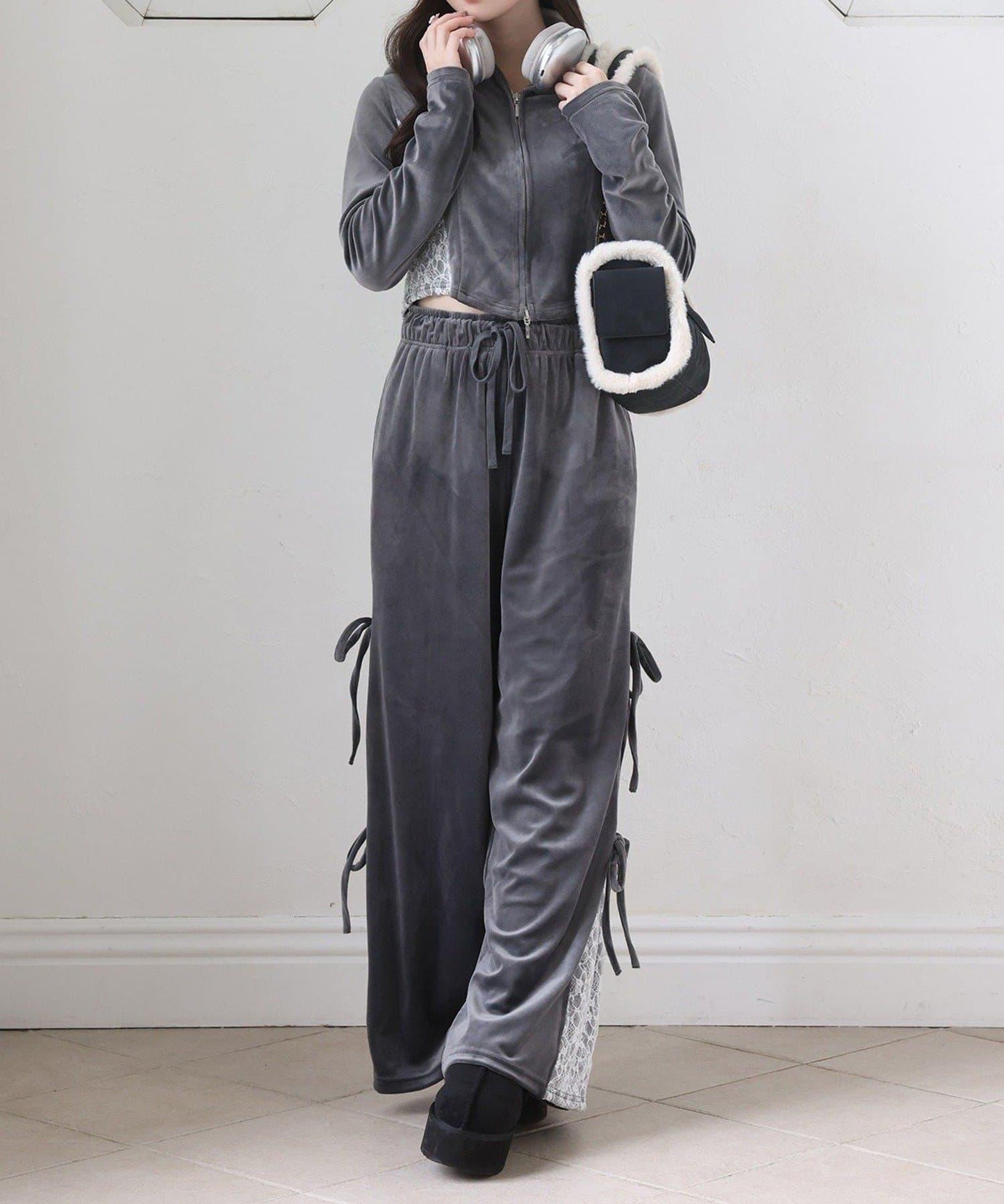 【one after another】天鵝絨連帽衛衣