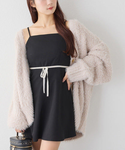 後背繫帶蕾絲吊帶連衣裙