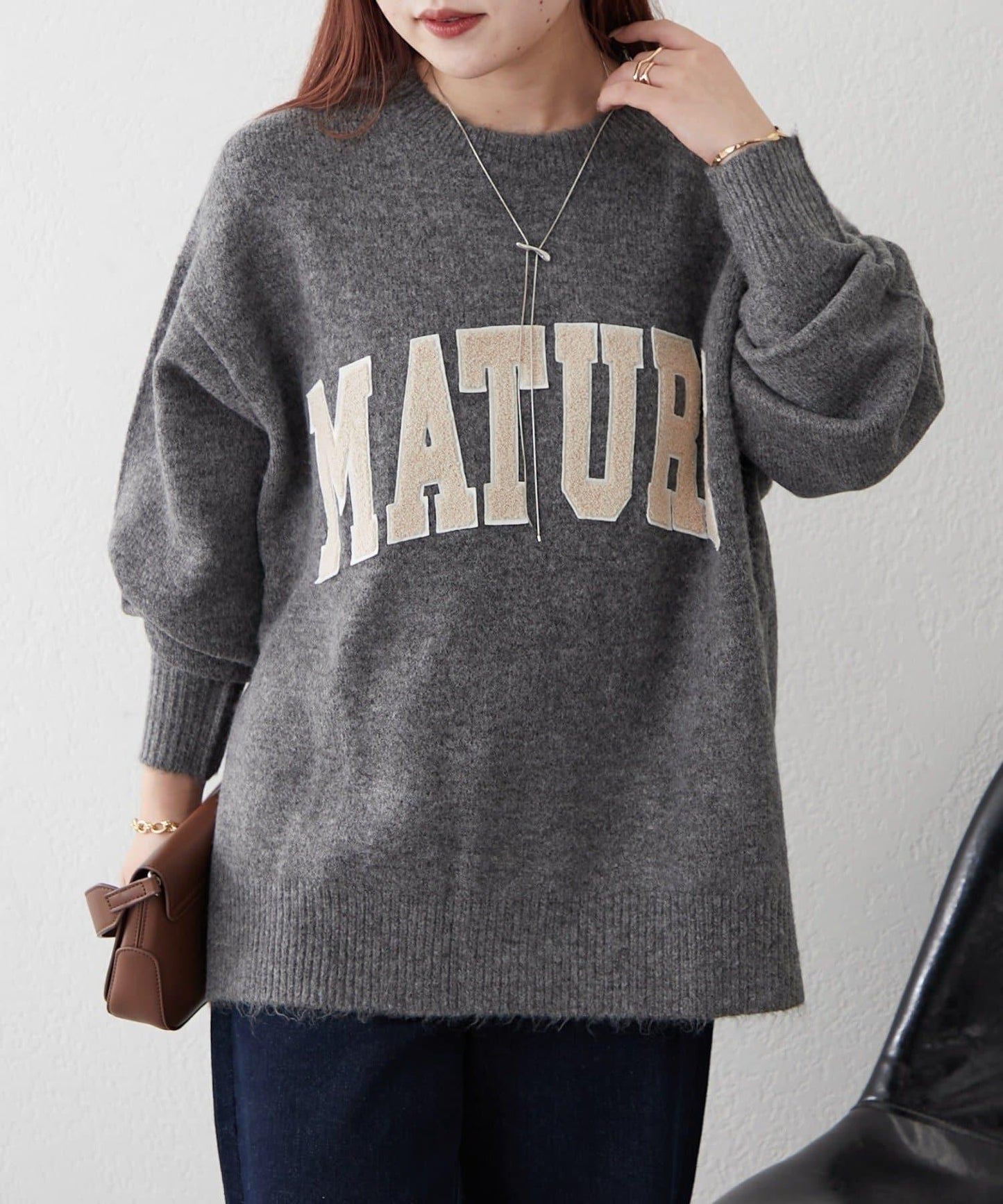 帶有標誌的針織衫