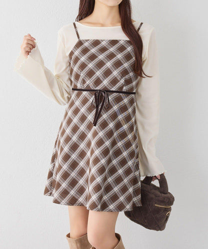 後背繫帶蕾絲吊帶連衣裙