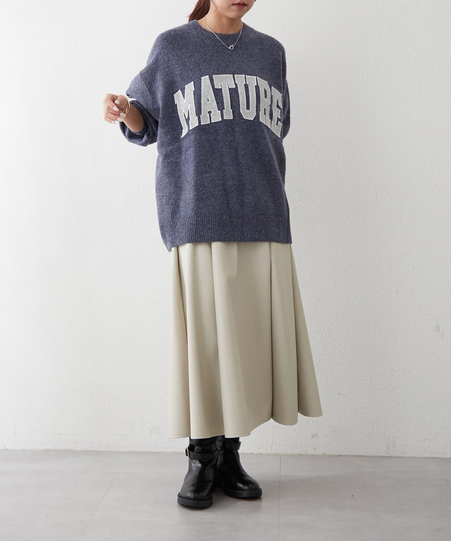 帶有標誌的針織衫