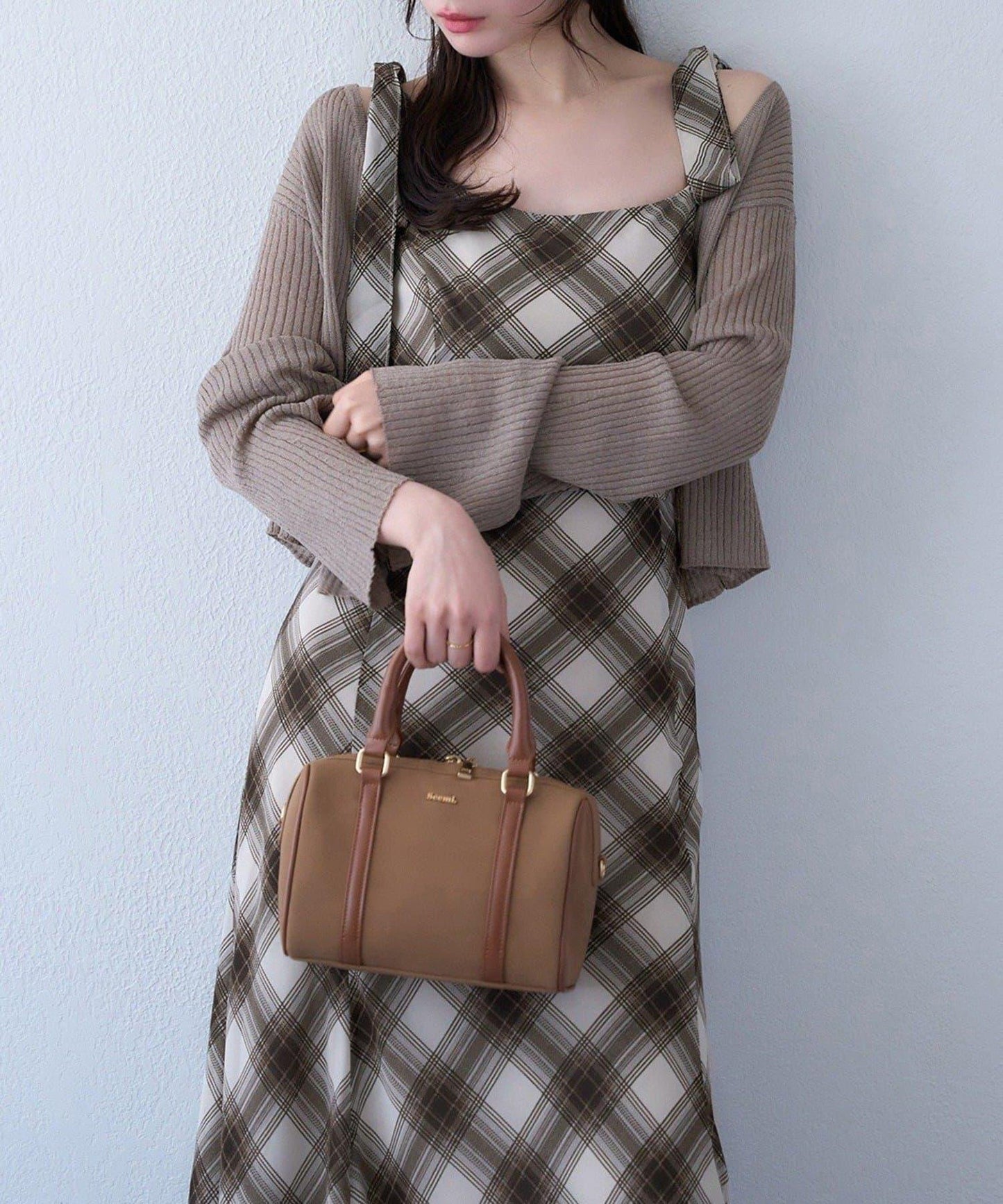 【one after another】珠飾紐扣亮絲透視開衫