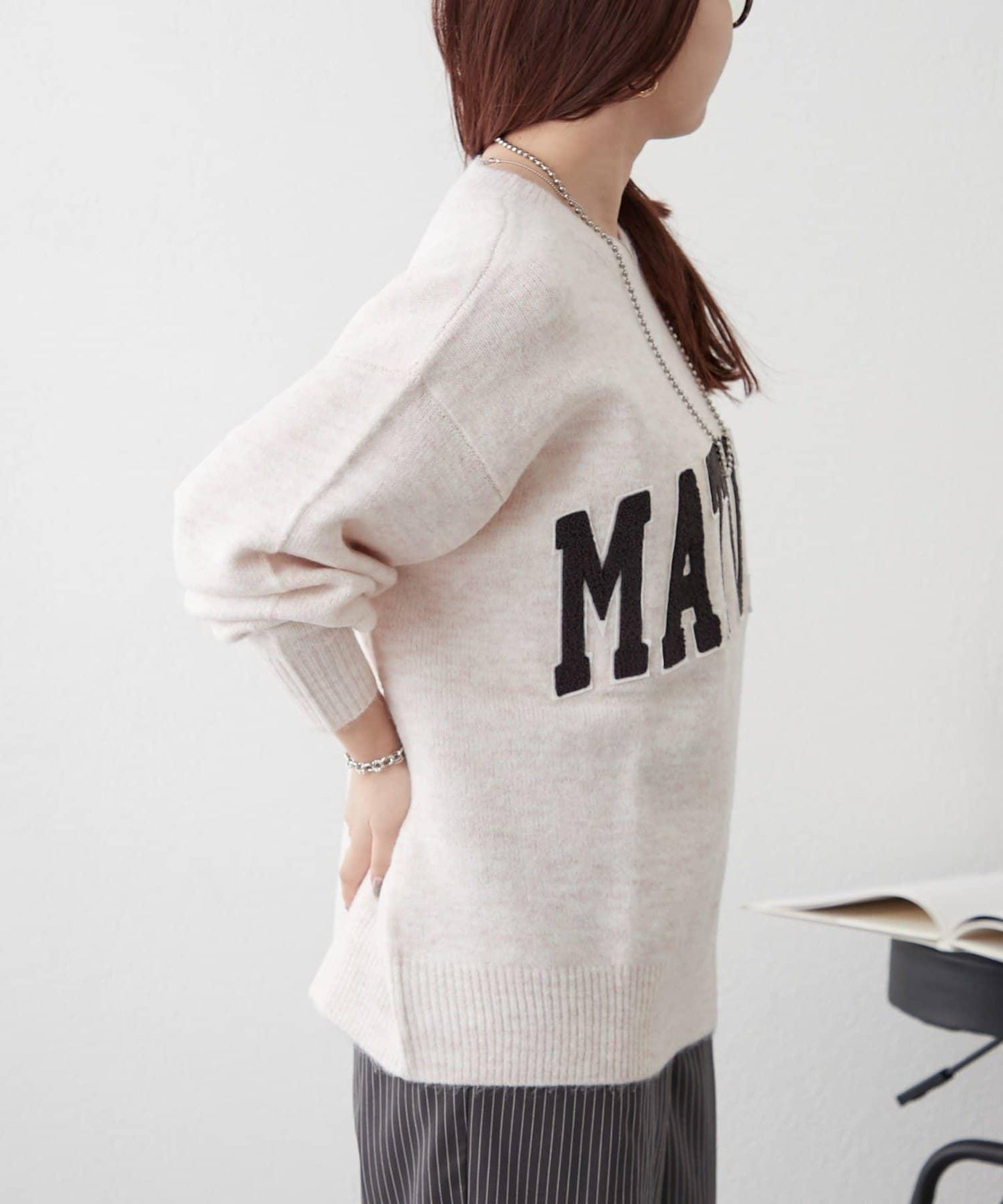 帶有標誌的針織衫