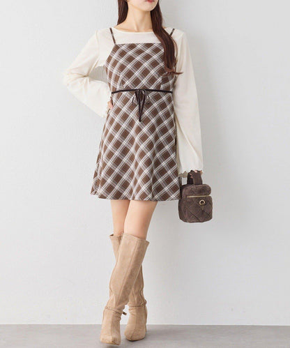 後背繫帶蕾絲吊帶連衣裙