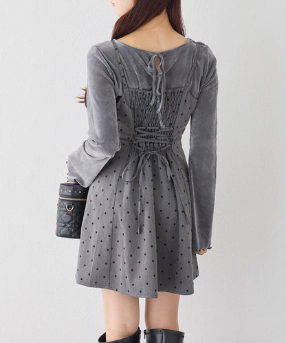 後背繫帶蕾絲吊帶連衣裙