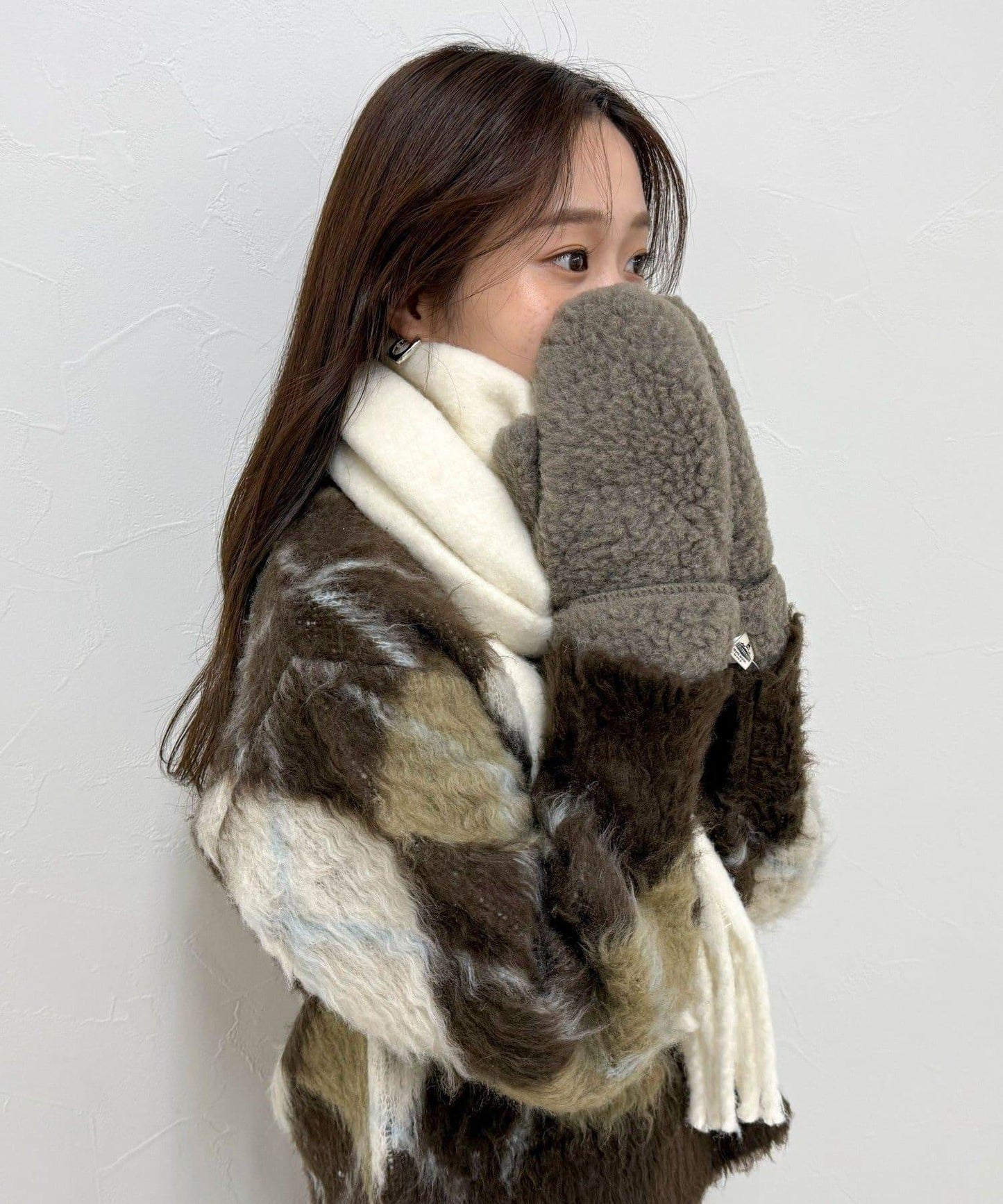 【Coldbreaker/コールドブレーカー】帶指孔羊羔絨手套