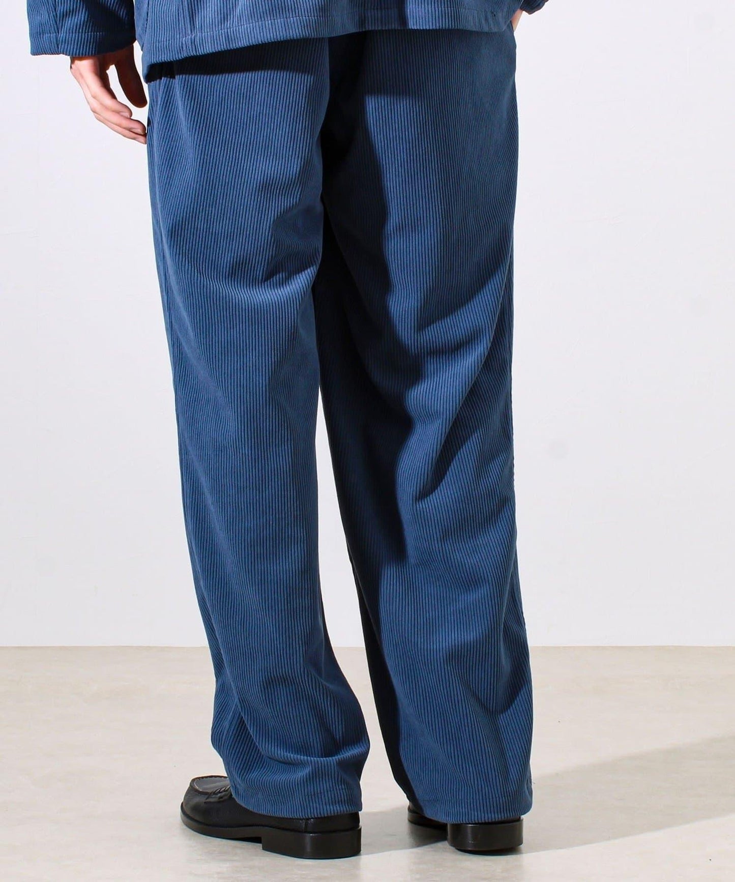 【可搭配套裝】燈芯絨百搭休閒褲