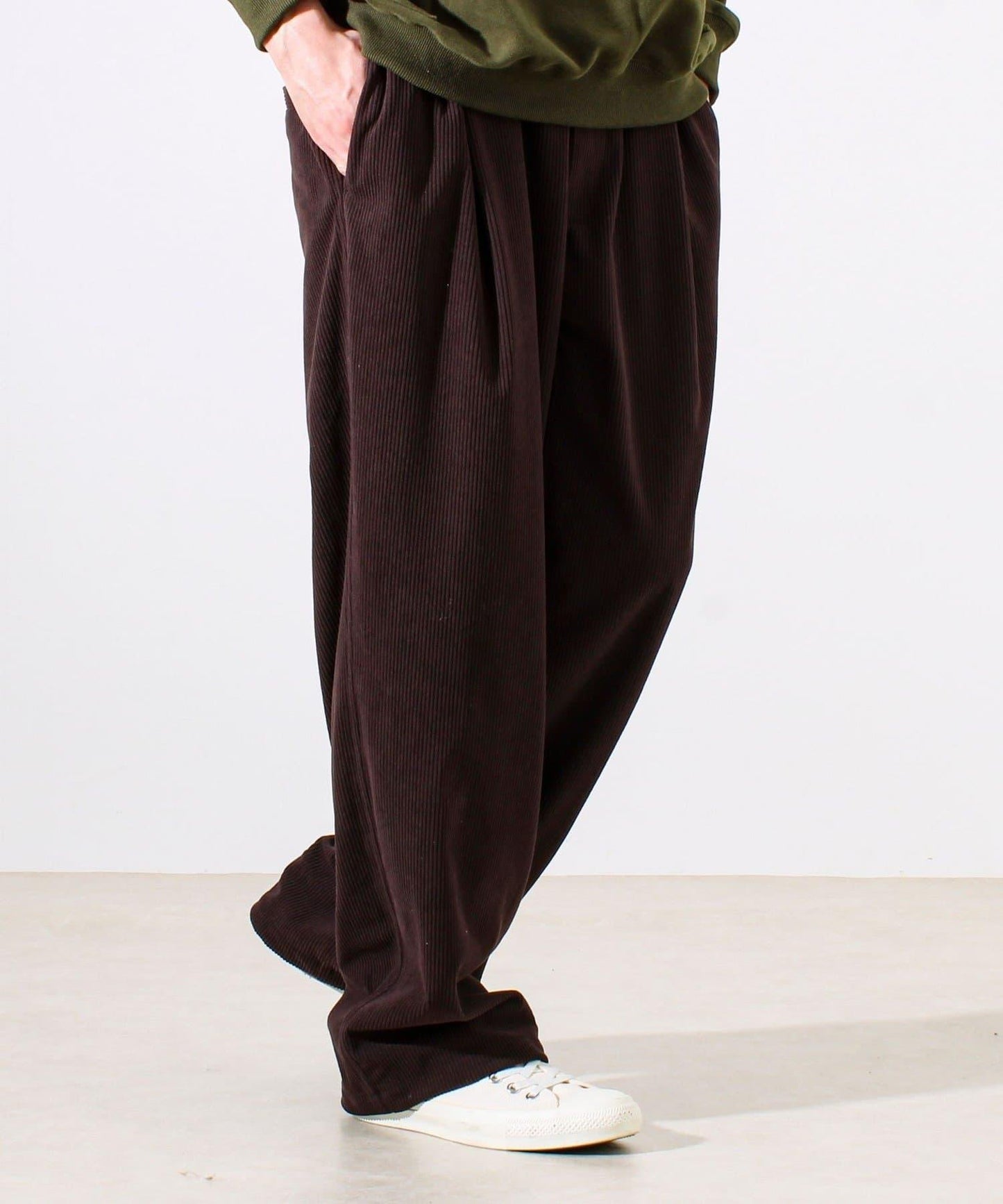 【可搭配套裝】燈芯絨百搭休閒褲