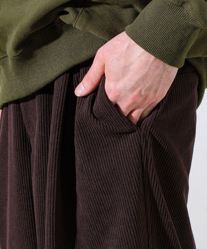 【可搭配套裝】燈芯絨百搭休閒褲