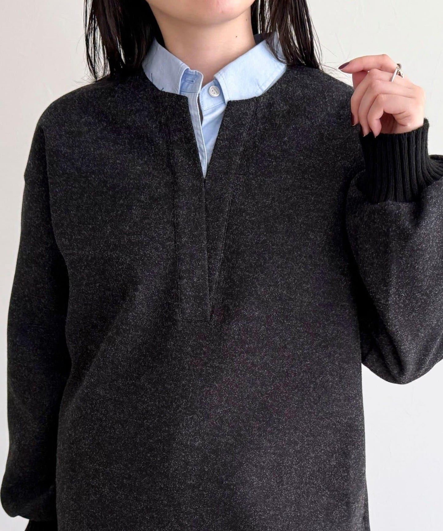 軟質針織呢連衣裙