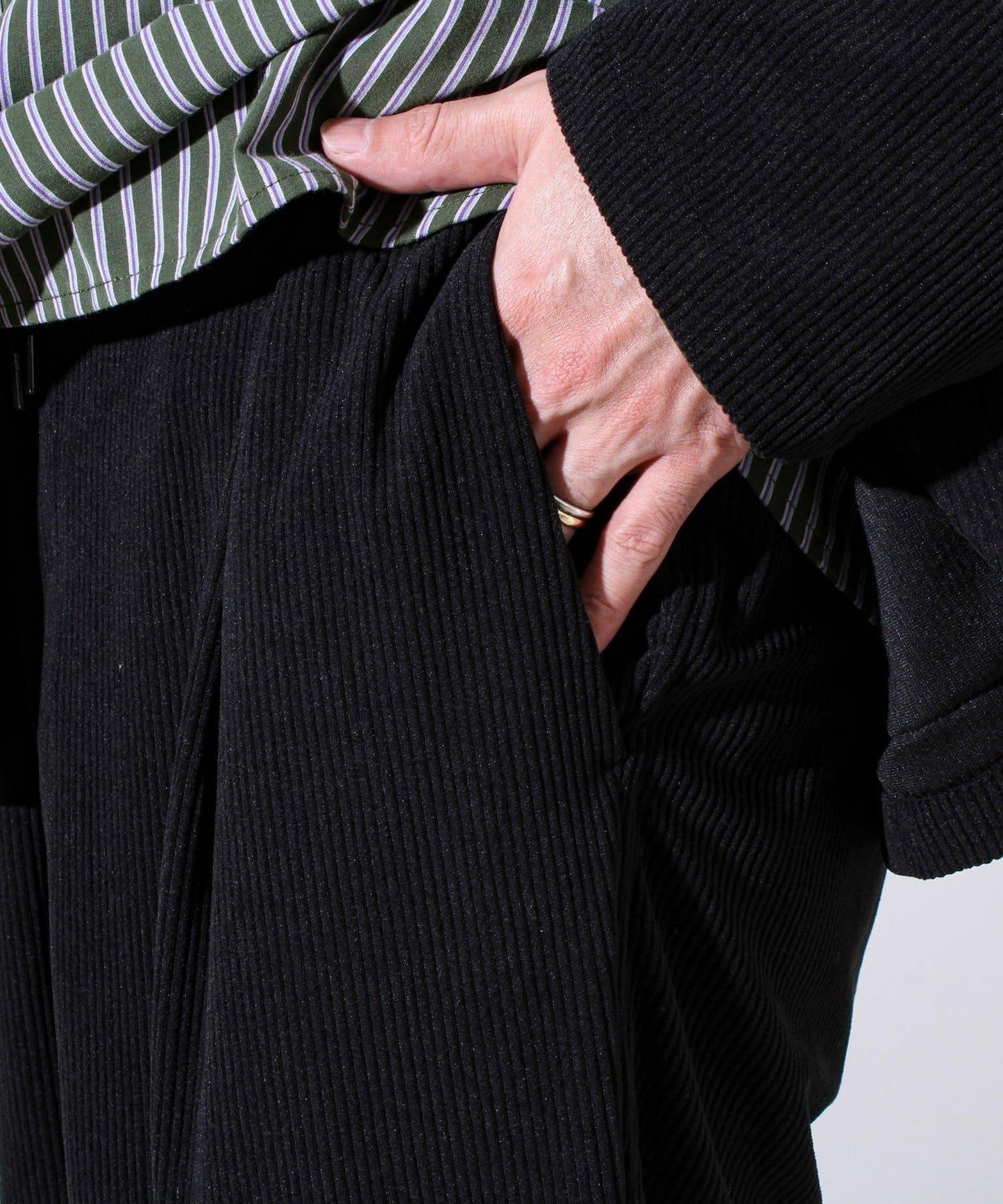 【可搭配套裝】燈芯絨百搭休閒褲