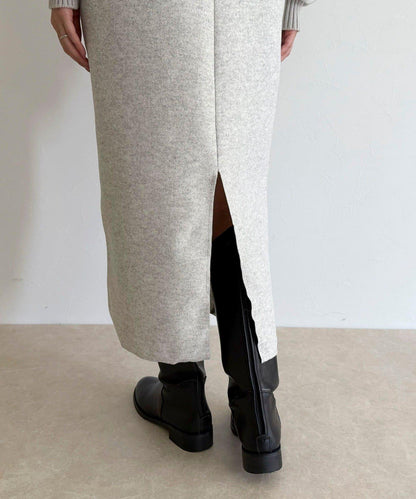 軟質針織呢連衣裙