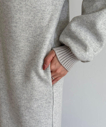 軟質針織呢連衣裙