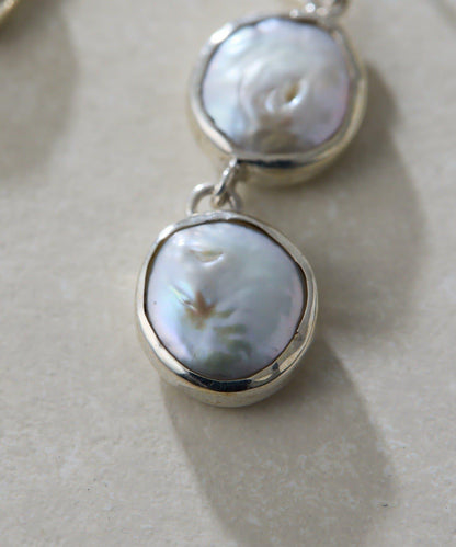 《スターリングシルバー使用》雙層平圓淡水珍珠耳釘