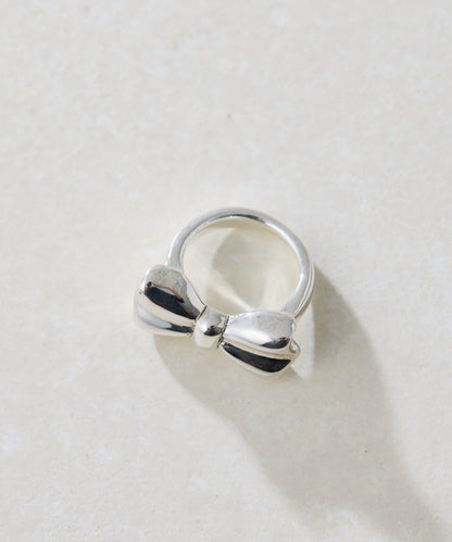 《スターリングシルバー使用》蝴蝶結戒指