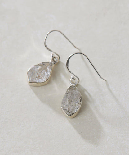 《スターリングシルバー使用》哈基瑪耳釘