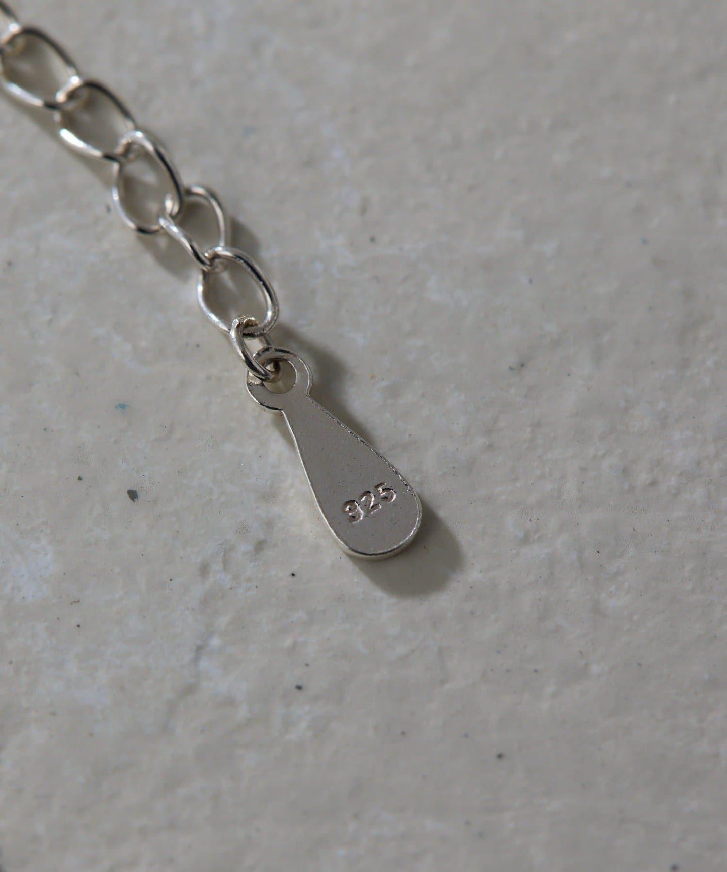 《スターリングシルバー使用》哈基瑪水晶項鍊