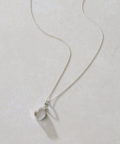 《スターリングシルバー使用》哈基瑪水晶項鍊