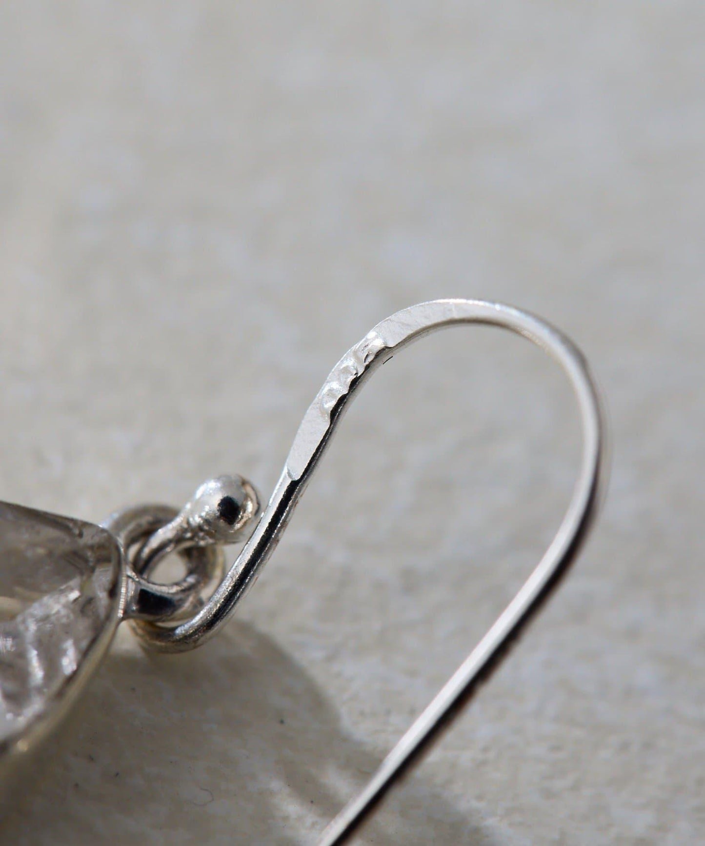 《スターリングシルバー使用》哈基瑪耳釘