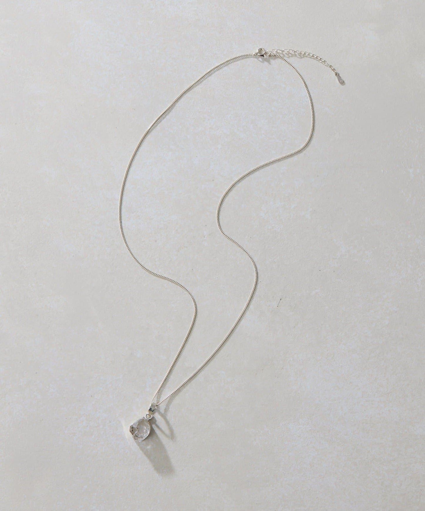 《スターリングシルバー使用》哈基瑪水晶項鍊