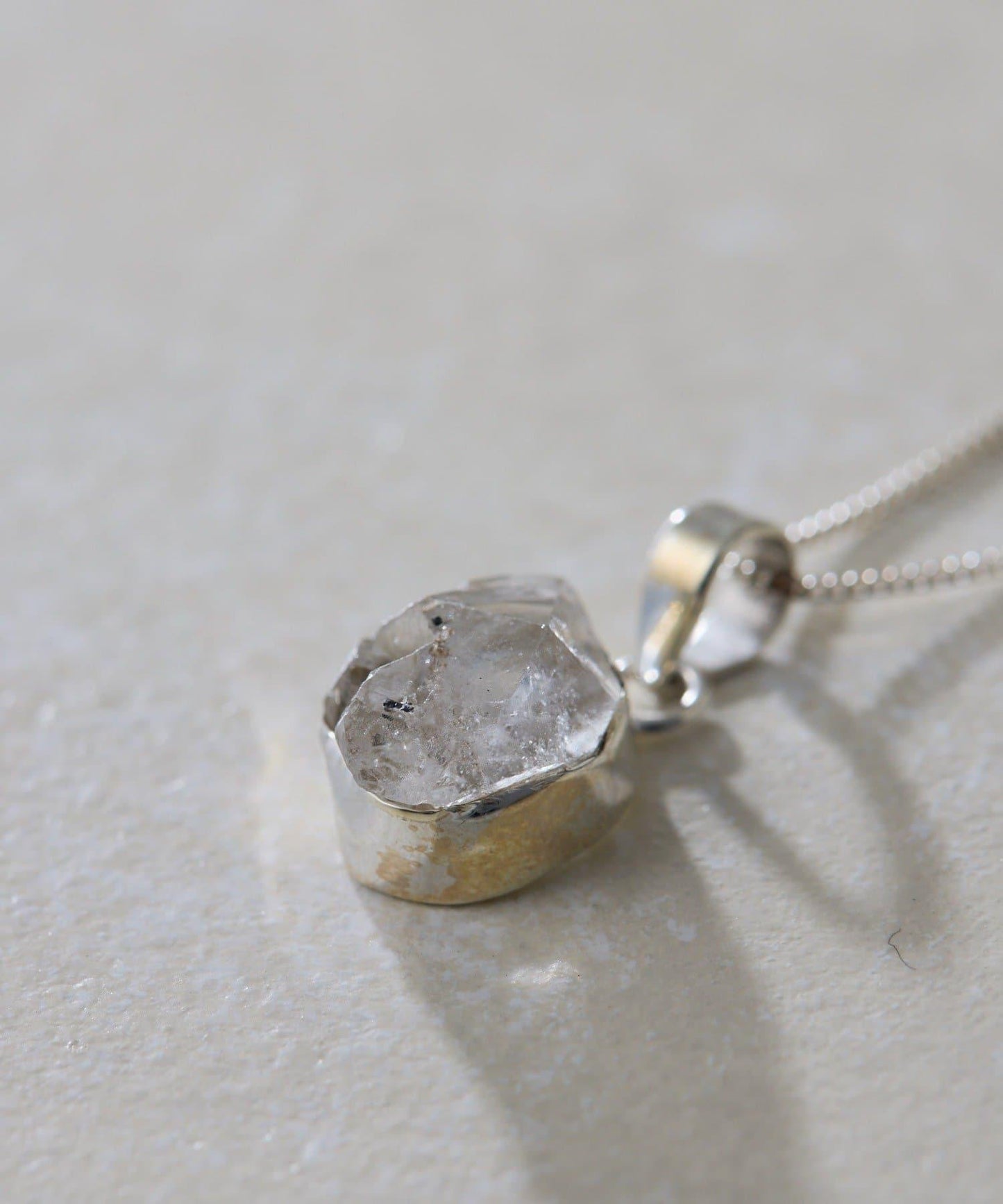 《スターリングシルバー使用》哈基瑪水晶項鍊