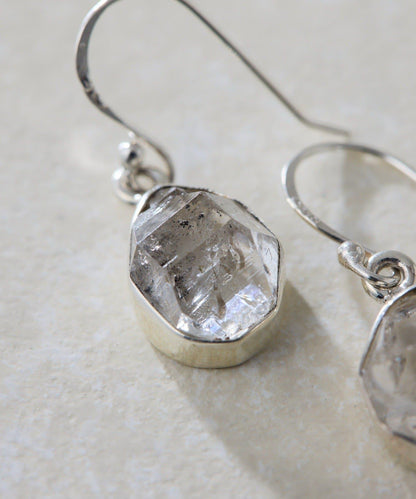 《スターリングシルバー使用》哈基瑪耳釘